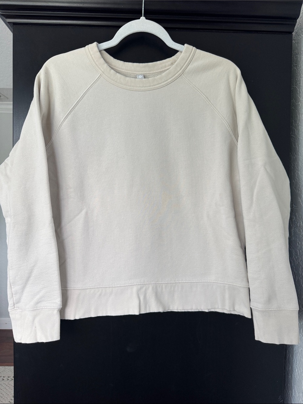 Athleta Cream Crewneck Pullover - fleece